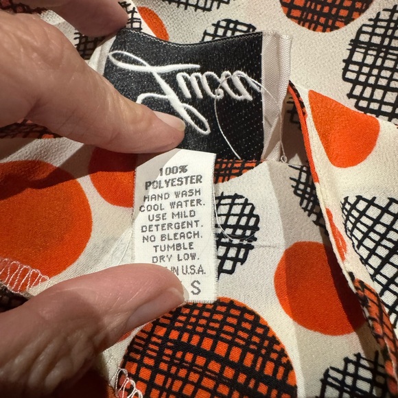 1990s Designer Luca, Made in USA, 100%‎ Polyester Polka Dot Mini Shift Dress - Picture 6 of 6